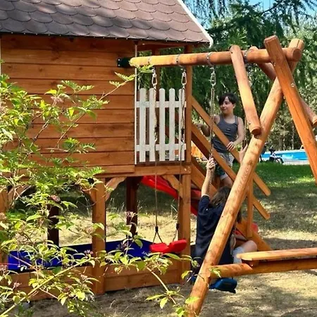 Holiday home Kocanowka - Osada Artystyczna Konarzyny